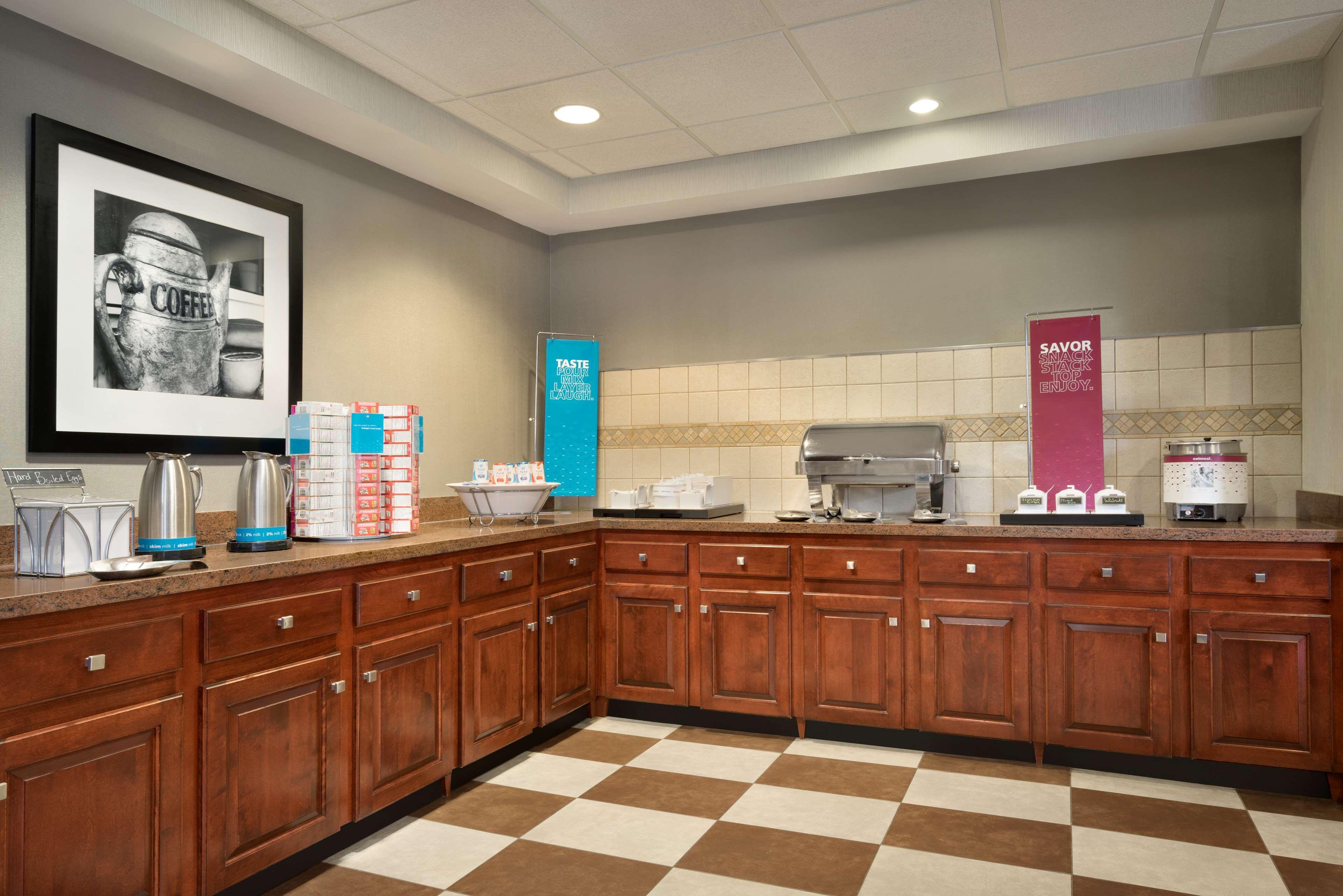 Hampton Inn & Suites Middletown Exteriör bild